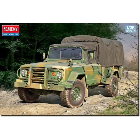 MAQUETA ACADEMY 1/35 COCHE R.O.K. ARMY K311A1 13551